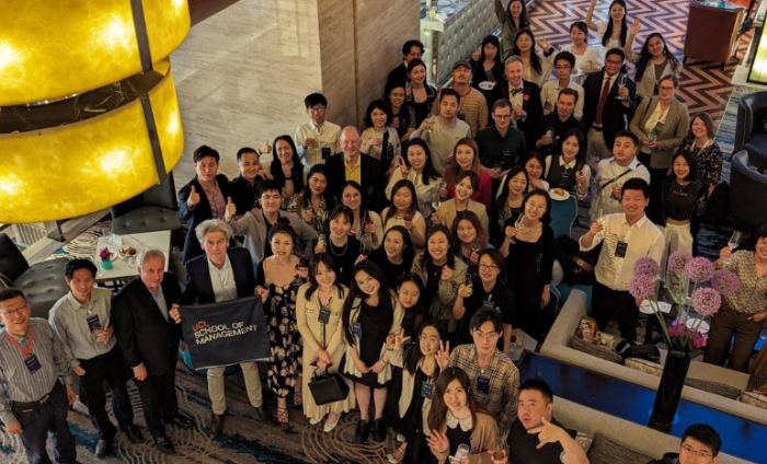 UCL SoM Academics and staff with alumni at Beijing event